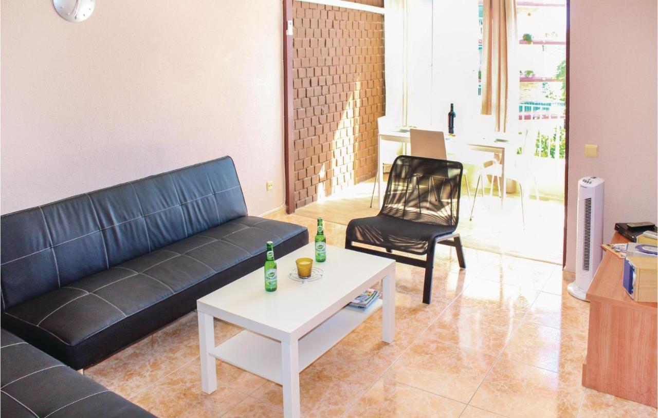 2 Bedroom Pet Friendly Apartment In Alicante Kültér fotó